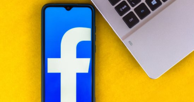 فيسبوك بالعربي Facebook تحميل برنامج فيسبوك عربي للموبايل والكمبيوتر